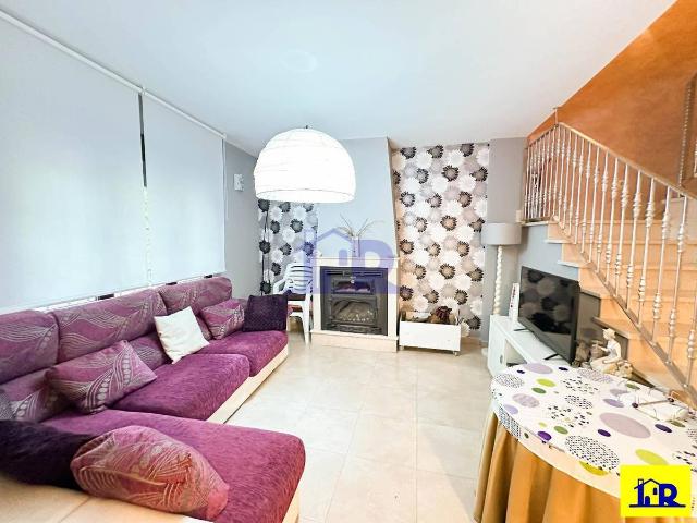 Casa adosada en Venta en Centro