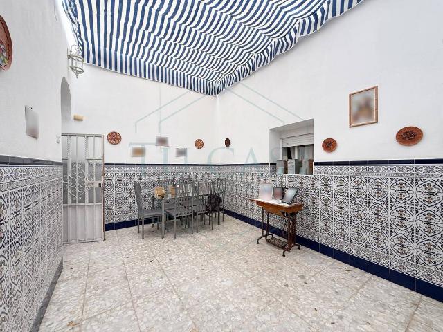 Casa adosada en Venta en Centro