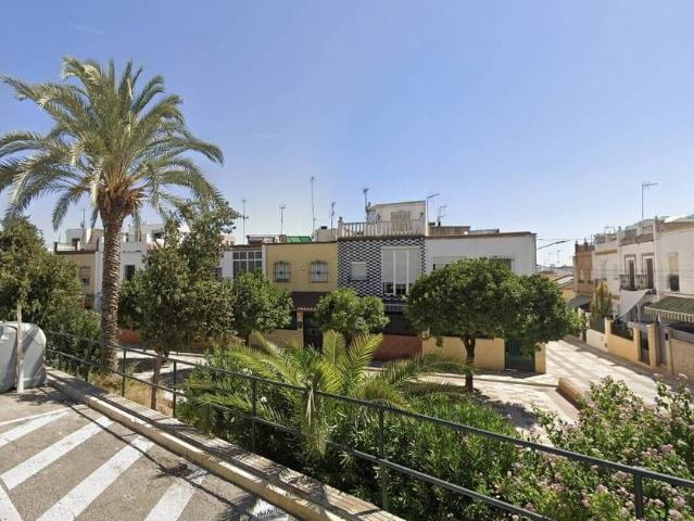 Casa adosada en Venta en Centro