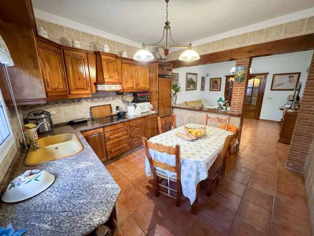Casa adosada en Venta en Centro