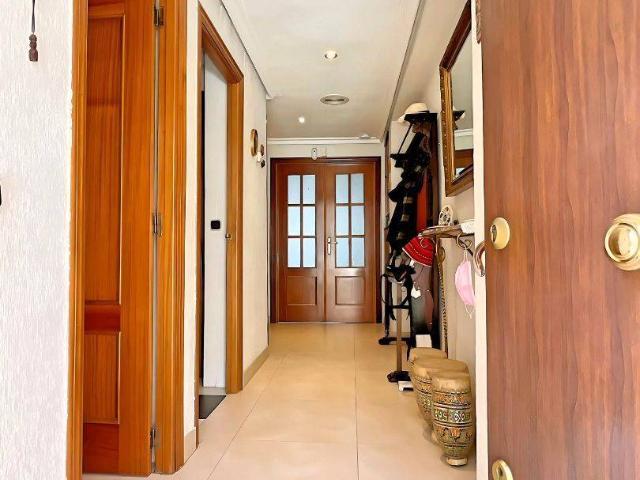 Casa adosada en Venta en Centro