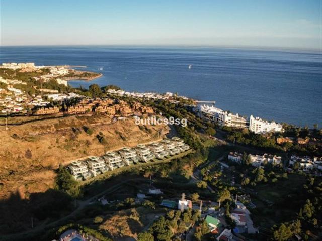 Casa adosada en Venta en Centro