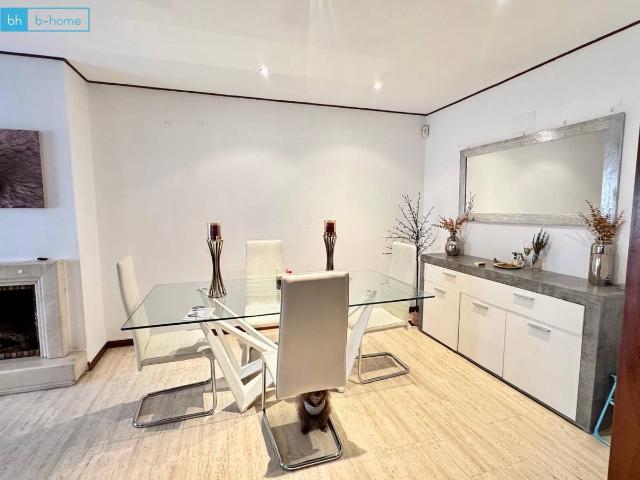 Casa adosada en Venta en Centro
