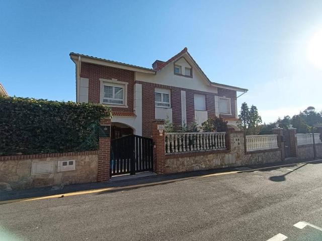 Casa adosada en Venta en Centro