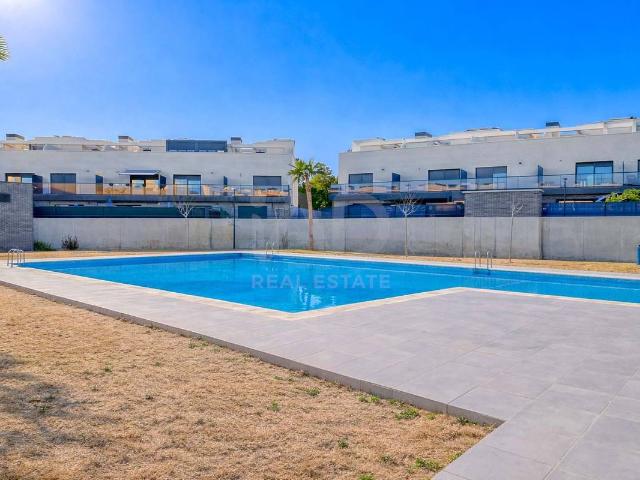Casa adosada en Venta en Centro