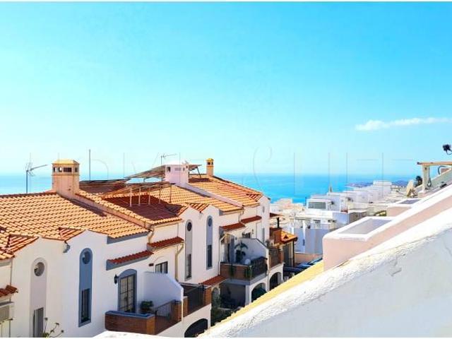 Casa adosada en Venta en Centro