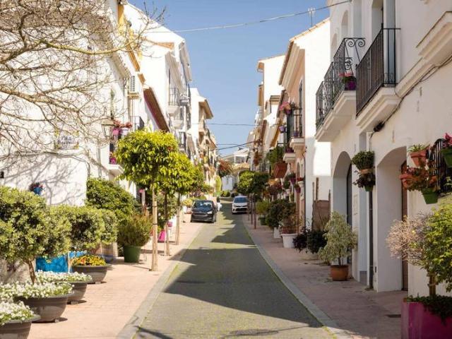 Casa adosada en Venta en Centro