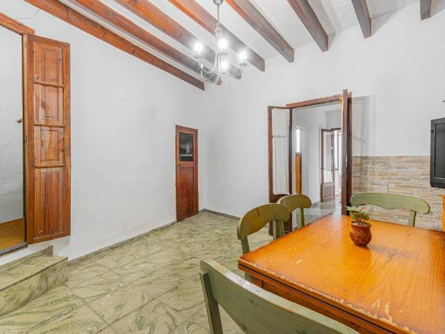Casa adosada en Venta en Centro