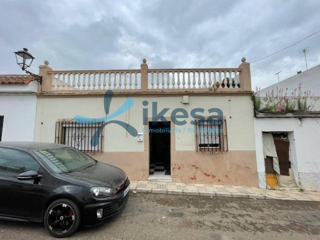 Casa adosada en Venta en Centro