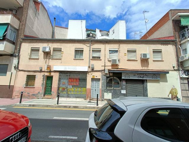 Casa adosada en Venta en Centro