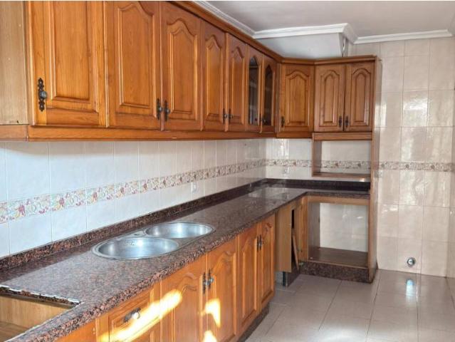 Casa adosada en Venta en Centro