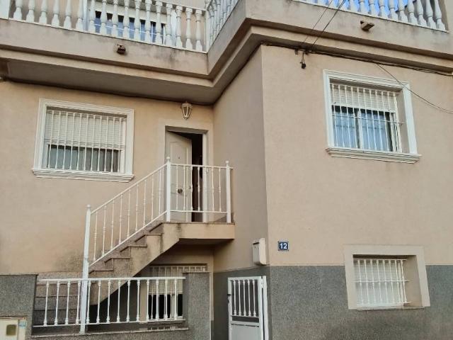 Casa adosada en Venta en Centro