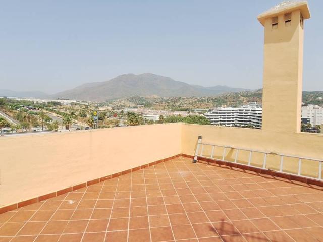 Casa adosada en Venta en Centro