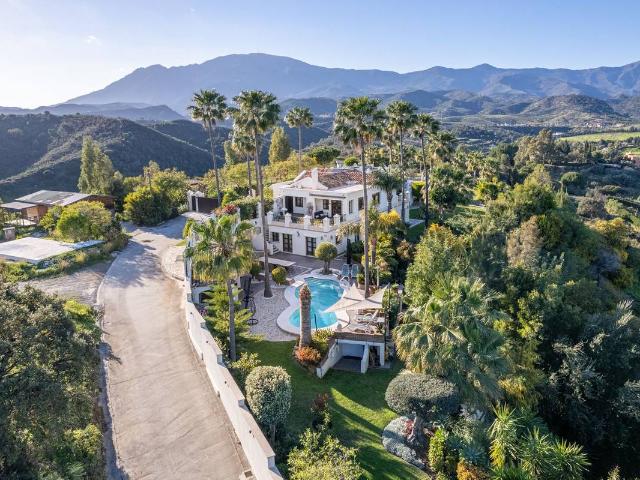 Casa adosada en Venta en Centro