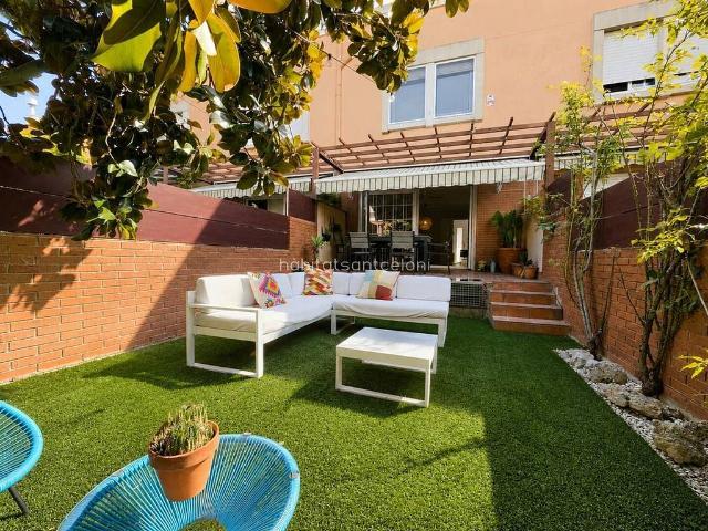 Casa adosada en venta en Cerdanyola del Vallès, de 127 m² 4 habitaciones por 625.000