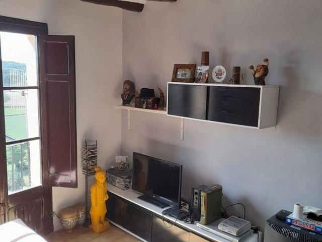 Casa adosada en venta en Cervera, de 54 m² 3 habitaciones por 65.000