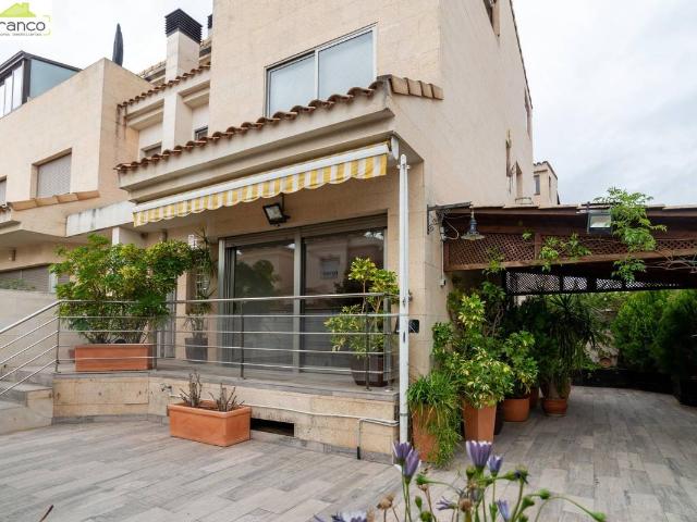 Casa adosada en Venta en Churra