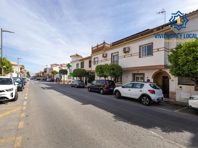 Casa adosada en venta en Churriana de la Vega, San Cayetano. Casa adosada junto parada metro en Churriana. Casas adosadas Churriana de la.