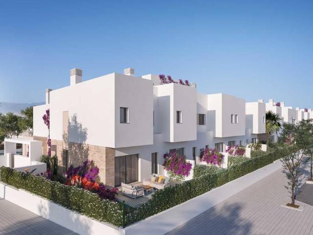 Casa adosada en Venta en Churriana El Pizarrillo La Noria Guadalsol