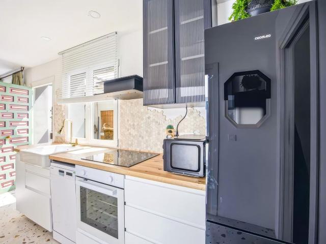 Casa adosada en venta en Chiclana de la Frontera, La Banda Campo de Fútbol. Casa en planta baja de 1 dormitorio y patio. Casas adosadas Chiclana de la.