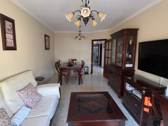 Casa adosada en venta en Chiclana de la Frontera, Núcleo urbano. Unifamiliar de 4 dormitorios en el Campito. Casas adosadas Chiclana de la.