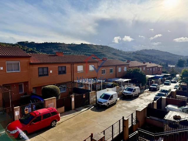 Casa adosada en Venta en Chiloeches
