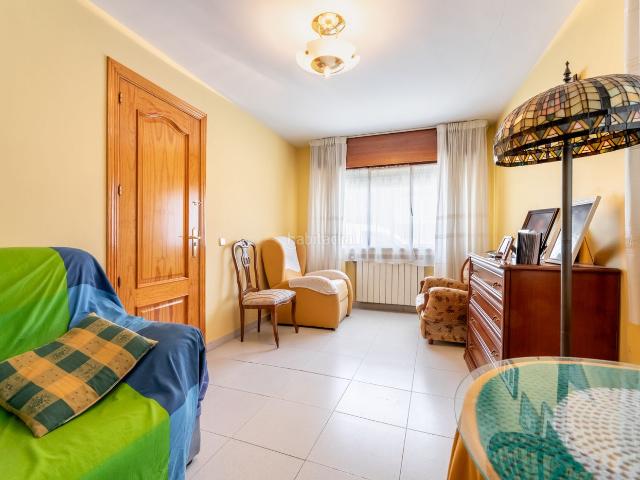 Casa adosada en venta en Chiloeches. CASA EN CHILOECHES. Casas adosadas.