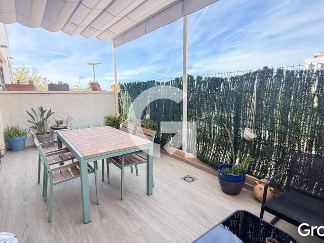Casa adosada en Venta en Chilches