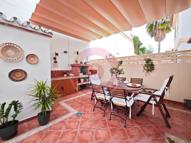 Casa adosada en Venta en Chilches
