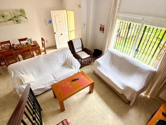 Casa adosada en venta en Chilches. CHALET ADOSADO CON VISTAS PANORÁMICAS AL MAR, SOLARIUM Y GARAJE A 500 M DE LA PLAYA. Casas adosadas.