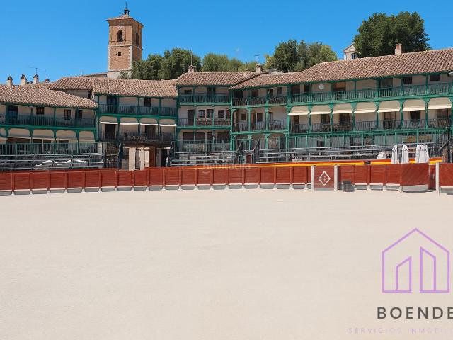 Casa adosada en venta en Chinchón. La casa mas grande de Chinchón. Casas adosadas.