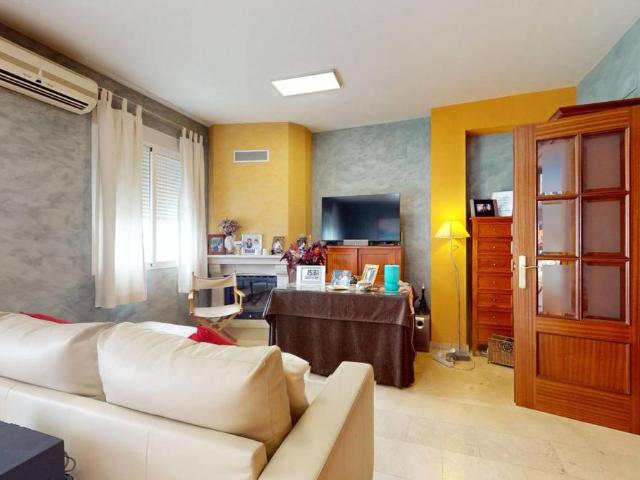 Casa adosada en Venta en Ciudad Jardín Zoco