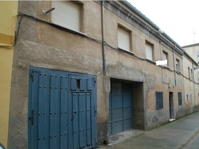 Casa adosada en venta en Ciudad Rodrigo. Casa adosada en venta. Casas adosadas Ciudad.