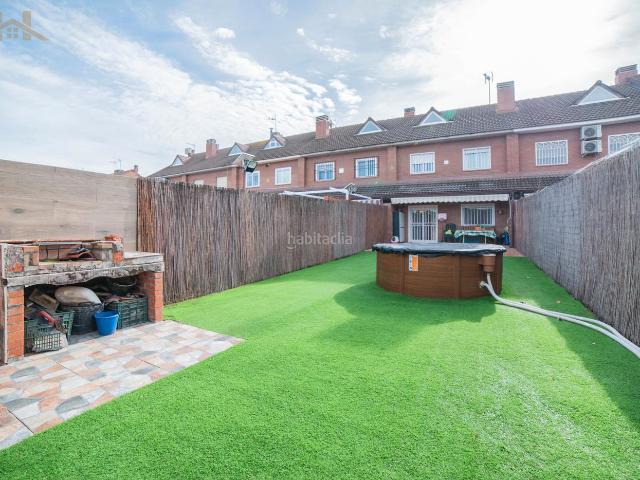 Casa adosada en venta en Ciempozuelos, San Benito Soledad Hispanidad. EN VENTA: ESPECTACULAR CHALET ADOSADO CON JARDÍN Y GARAJE EN CIEMPOZUELOS. Casas adosadas.