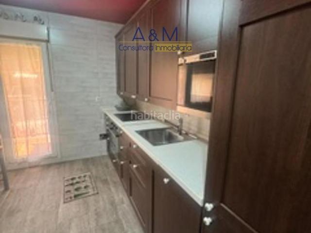 Casa adosada en venta en Cistérniga. ADOSADO EN VENTA EN LA CISTÉRNIGA. Casas adosadas.