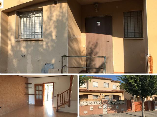 Casa adosada en venta en Creixell Costa Dorada. CASA ADOSADA CON PISCINA COM financiación 100% en Creixell. Casas adosadas.