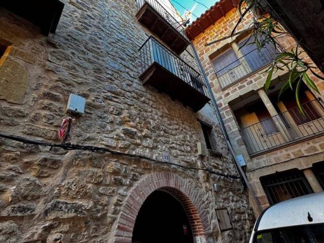 Casa adosada en Venta en Cretas