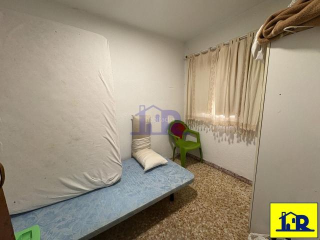 Casa en venta en Cuenca, Reyes Católicos Paseo de San Antonio. se vende casa para reformar en el barrio de las 500. Casas.