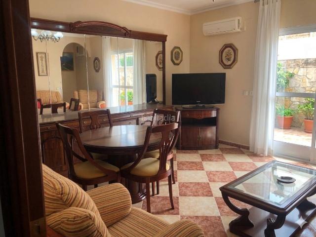 Casa adosada en venta en Cuevas de San Marcos. Espacio, Confort y Vistas! Gran Adosada con Garaje y Chimenea en Cuevas de San Marcos. Casas adosadas Cuevas de San.