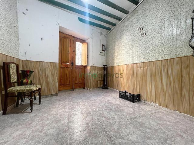 Casa adosada en venta en Cuevas del Almanzora, Cuevas del Almanzora Pueblo. Casa Adosada en el Corazón de Cuevas del Almanzora Oportunidad para Reformar. Casas adosadas Cuevas del.