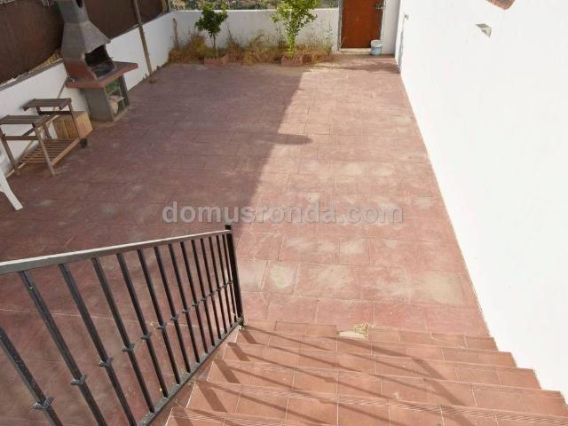 Casa adosada en Venta en Cuevas del Becerro