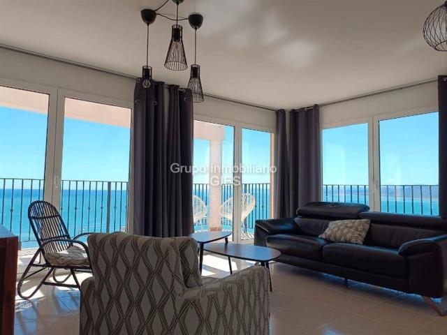 Casa adosada en venta en Cullera, El Faro. Fantastico adosado en la urb. de Cap Blanc. Casas adosadas.