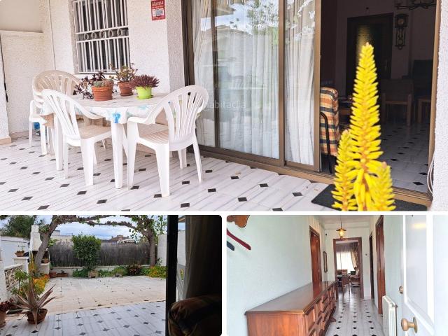Casa adosada en venta en Cunit, Cunit Residencial Costa Dorada. CASA ADOSADA CENTRICA EN UNA SOLA PLANTA. Casas adosadas.