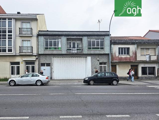 Casa adosada en Venta en A Laracha