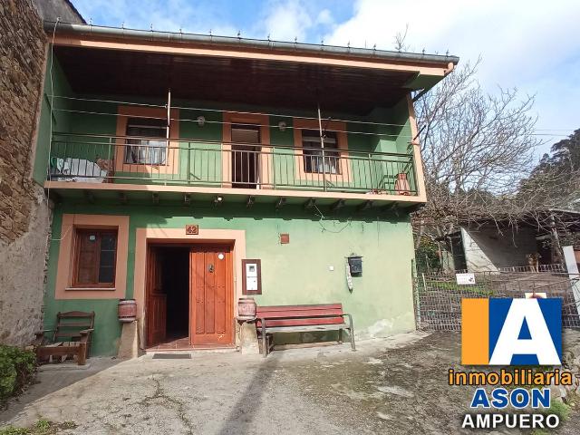 Casa adosada en Venta en Ampuero
