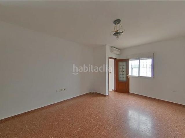 Casa adosada en venta en Andújar. Casas adosadas.
