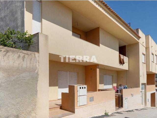 Casa adosada en Venta en Abanilla