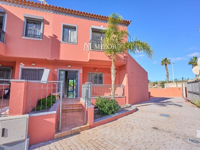 Casa adosada en venta en Adeje, Playa de Fañabé. Adosado en venta en Playa del Duque. Casas adosadas.