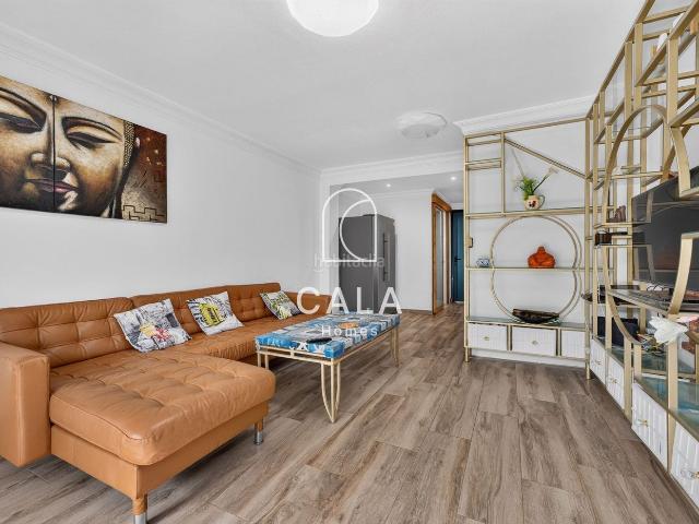 Casa adosada en venta en Adeje, Playa Fañabé Alto. Adosado Villas del mirador del duque El Madroñal. Casas adosadas.