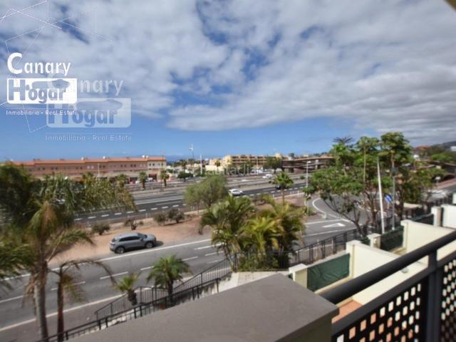 Casa adosada en venta en Adeje, Playa Fañabé Alto. Fantastico casa familiar en Madroñal en Oasis de Fañabe. Casas adosadas.